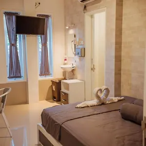 Gasthof Simple Kuta Bedroom, Kuta Lombok